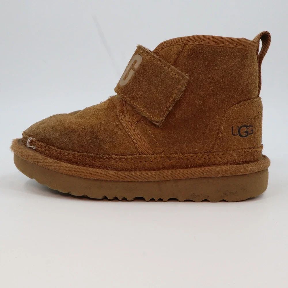 UGG Neumel Logo Strap Toddler 9 Chestnut Brown Suede Shearling Ankle Boots‎